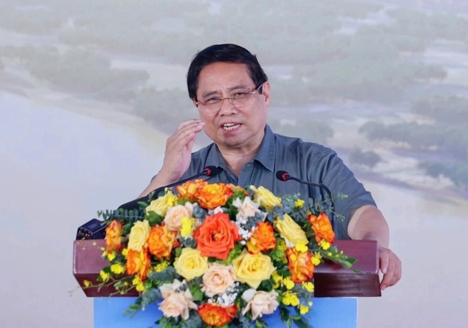 Work starts on VND20-trillion bridge project in Hanoi - 1 Work starts on VND20-trillion bridge project in Hanoi - 1