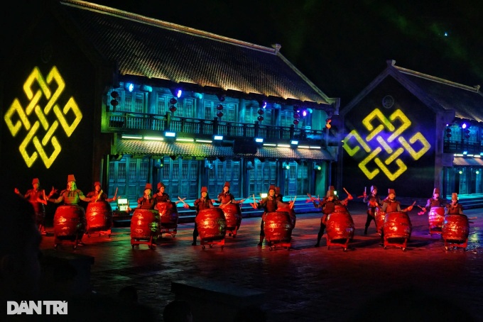 Quintessence of Vietnam outdoor show gathers 300 performers in Phu Quoc - 1 Quintessence of Vietnam outdoor show gathers 300 performers in Phu Quoc - 1