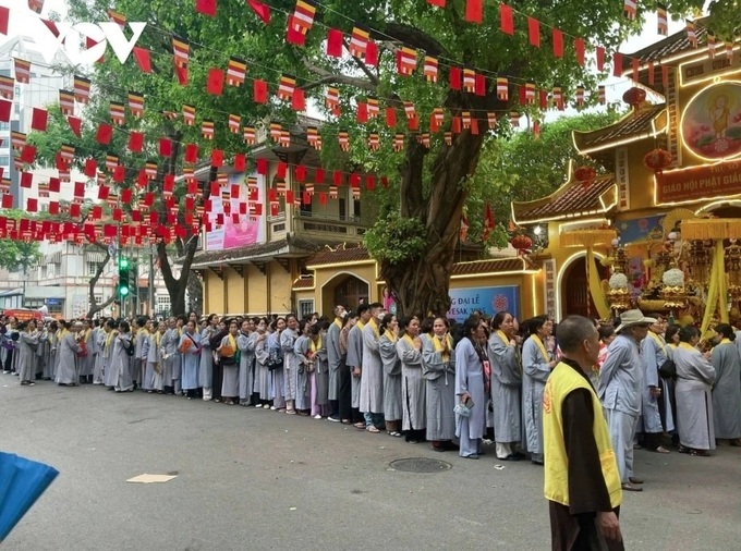 India extends display of Lord Buddha’s Sarira in Vietnam - 1 India extends display of Lord Buddha’s Sarira in Vietnam - 1
