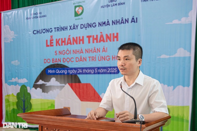 Dantri inaugurates five houses for disadvantaged families in Tuyen Quang - 2 Dantri inaugurates five houses for disadvantaged families in Tuyen Quang - 2