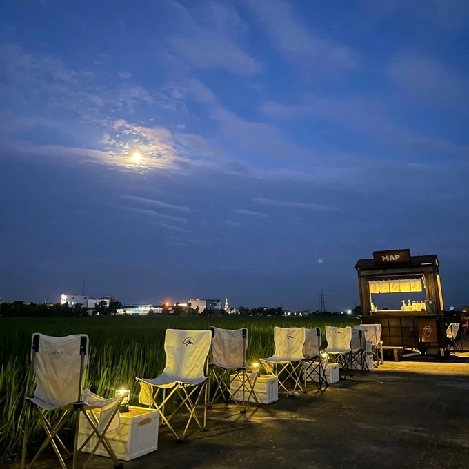 Thai Binh rice field café offers visitors tranquil retreat - 3