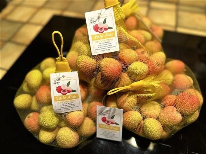First batch of this year's crop lychee reaches Paris - 1 First batch of this year's crop lychee reaches Paris - 1