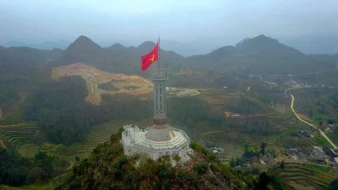Lung Cu flag tower temporarily closed for restoration - 1 Lung Cu flag tower temporarily closed for restoration - 1