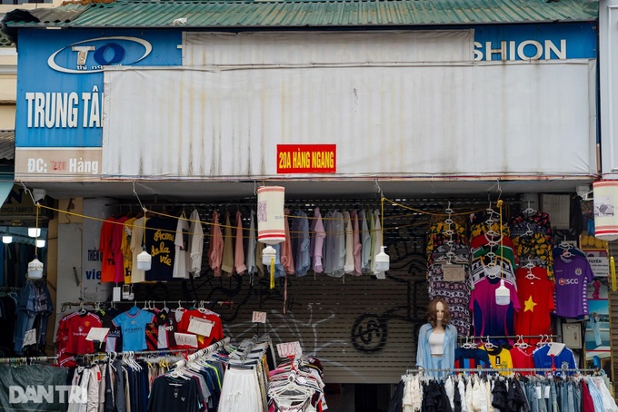 Hanoi's Old Quarter fashion stores face wave of shutdowns - 4 Hanoi's Old Quarter fashion stores face wave of shutdowns - 4