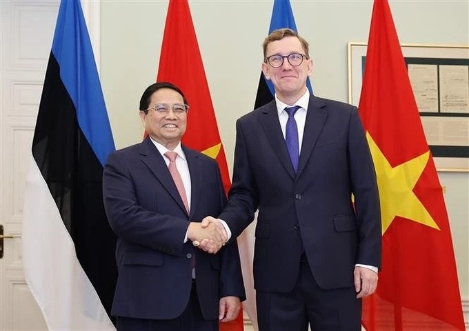 Vietnamese Prime Minister holds talks with Estonian counterpart in Tallinn - 1