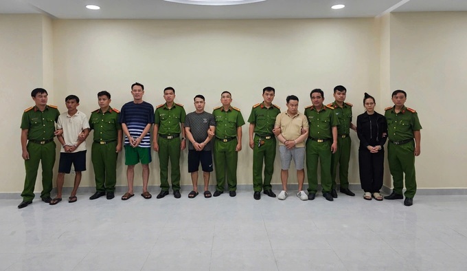 Ho Chi Minh City police bust major counterfeit motor oil ring - 3