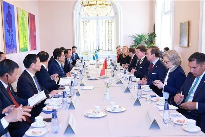 Prime Minister meets Swedish top legislator - 2 Prime Minister meets Swedish top legislator - 2