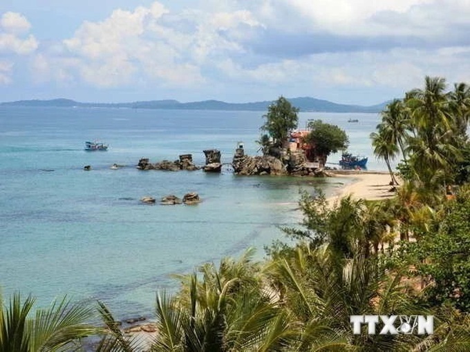 Kien Giang tightens management of Phu Quoc marine protected area - 1 Kien Giang tightens management of Phu Quoc marine protected area - 1