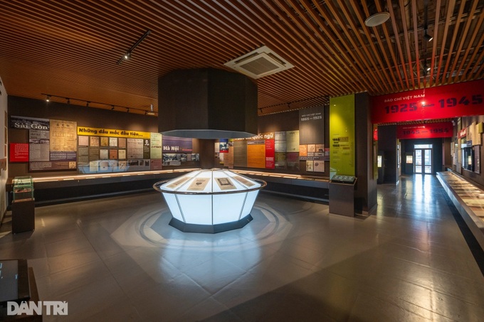 Thousands of rare artefacts preserved at Vietnam Press Museum - 2 Thousands of rare artefacts preserved at Vietnam Press Museum - 2