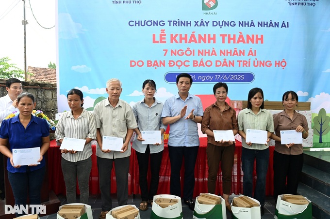 Dantri completes seven houses for low-income Phu Tho families - 7 Dantri completes seven houses for low-income Phu Tho families - 7