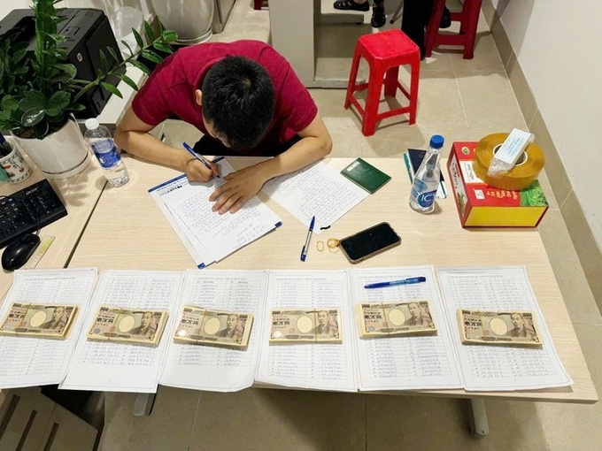 Man prosecuted for illegally transporting Japanese yen at Noi Bai airport - 1 Man prosecuted for illegally transporting Japanese yen at Noi Bai airport - 1