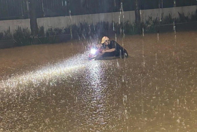 Heavy rain causes widespread flooding in Thai Nguyen - 5 Heavy rain causes widespread flooding in Thai Nguyen - 5