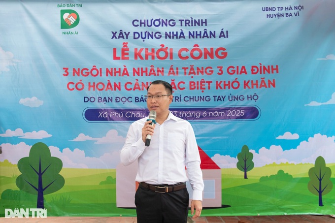 Dantri readers fund homes for three low-income Hanoi families - 3 Dantri readers fund homes for three low-income Hanoi families - 3