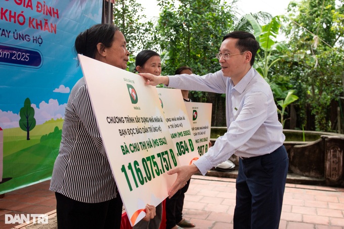 Dantri readers fund homes for three low-income Hanoi families - 5 Dantri readers fund homes for three low-income Hanoi families - 5