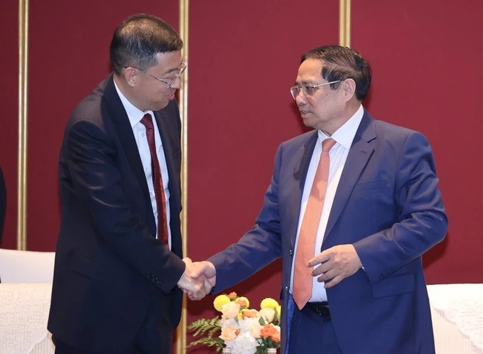 Vietnamese PM meets with Chinese corporations in Tianjin - 1 Vietnamese PM meets with Chinese corporations in Tianjin - 1
