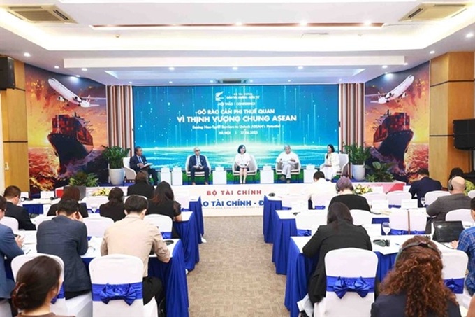 Non-tariff barriers still hinder Vietnamese goods from entering ASEAN - 1 Non-tariff barriers still hinder Vietnamese goods from entering ASEAN - 1