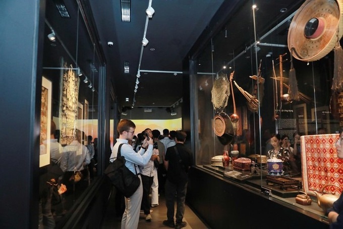 Applied and folk arts exhibition space debuts at Vietnam Fine Arts Museum - 2 Applied and folk arts exhibition space debuts at Vietnam Fine Arts Museum - 2