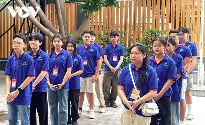 Overseas youth begin journey of heritage at Vietnam Summer Camp 2025 - 1 Overseas youth begin journey of heritage at Vietnam Summer Camp 2025 - 1