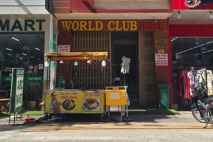Danang street food vendor accused of overcharging - 1 Danang street food vendor accused of overcharging - 1