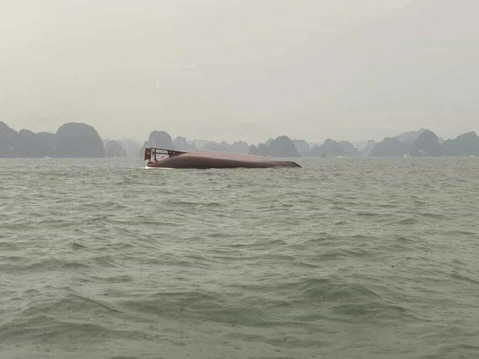 Dozens dead after tour boat capsizes in Ha Long Bay storm - 1 Dozens dead after tour boat capsizes in Ha Long Bay storm - 1