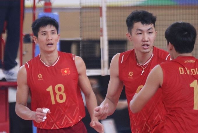 Vietnamese men’s volleyball team earns praise after SEA V.League silver - 1 Vietnamese men’s volleyball team earns praise after SEA V.League silver - 1