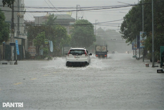 Severe flooding hits Thanh Hoa as heavy rains continue - 2 Severe flooding hits Thanh Hoa as heavy rains continue - 2