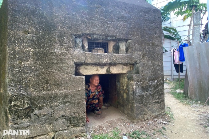 Elderly couple in Hue receives support to build new home - 2 Elderly couple in Hue receives support to build new home - 2