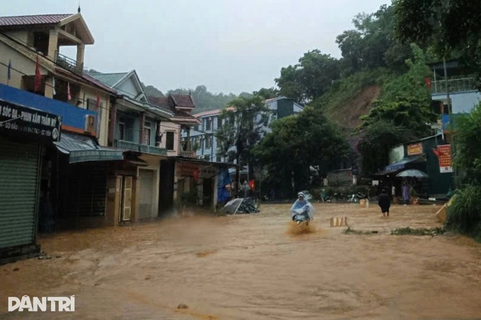 Nghe An floods leave four dead, VND 3.39 trillion in losses - 1 Nghe An floods leave four dead, VND 3.39 trillion in losses - 1