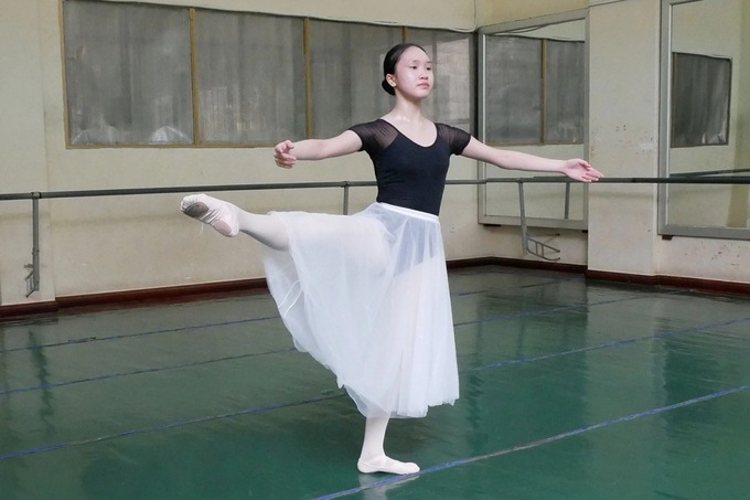 Teen ballerina to represent Vietnam at International Ballet Grand Prix - 1 Teen ballerina to represent Vietnam at International Ballet Grand Prix - 1