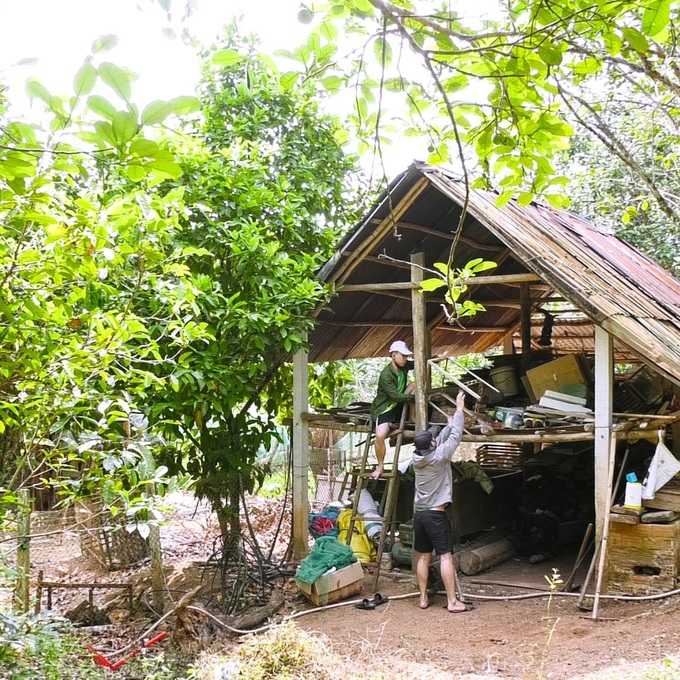 Two swap city life for a hillside kitchen that’s winning hearts online - 4 Two swap city life for a hillside kitchen that’s winning hearts online - 4