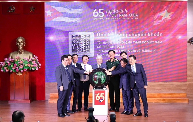 Vietnam launches campaign to support the Cuban people - 1