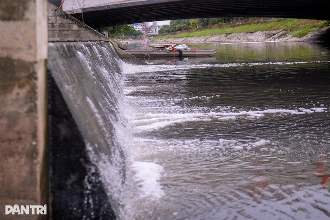 Hanoi prepares to revive heavily polluted To Lich River - 9 Hanoi prepares to revive heavily polluted To Lich River - 9