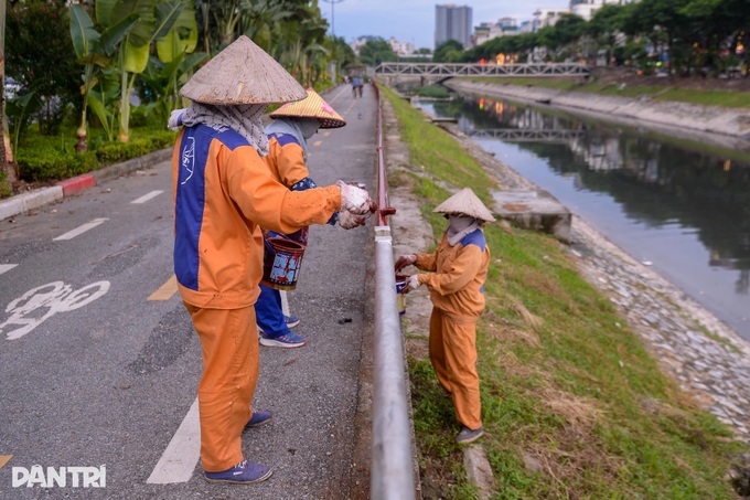 Hanoi prepares to revive heavily polluted To Lich River - 4 Hanoi prepares to revive heavily polluted To Lich River - 4