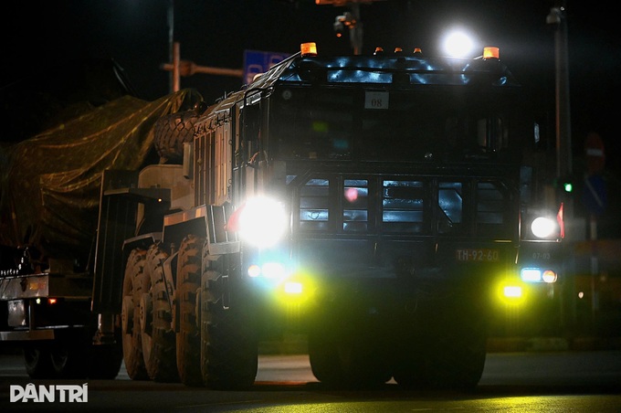 Hanoi moves military hardware to the city centre for national day parade - 9