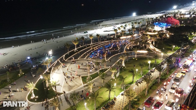 Newly opened tower and park in Vung Tau draw crowds - 13 Newly opened tower and park in Vung Tau draw crowds - 13