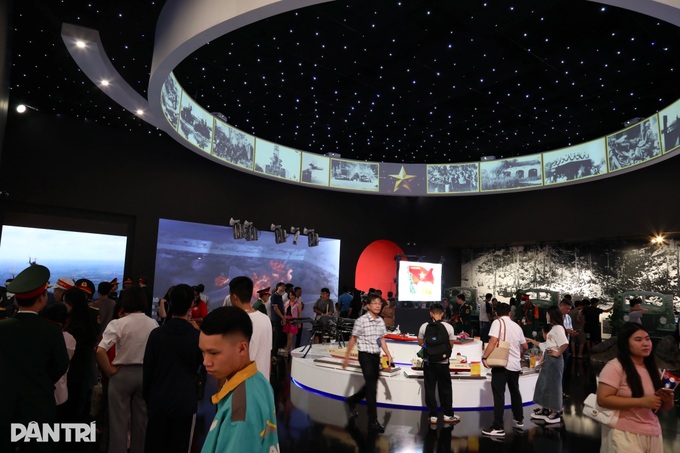 National achievements exhibition draws millions of visitors - 1 National achievements exhibition draws millions of visitors - 1