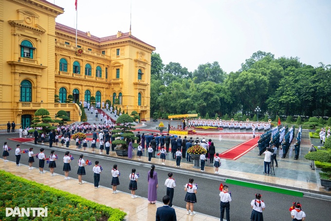 State President welcomes Australian Governor-General - 1