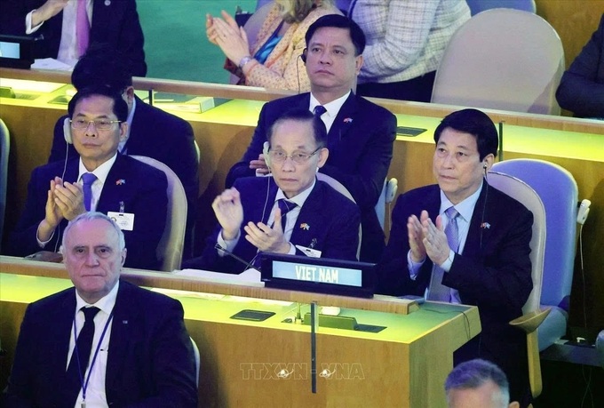 President Luong Cuong attends New York ceremony marking 80 years of UN - 1