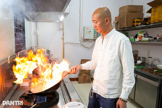 Hanoi restaurant offers diners a mystery menu - 3