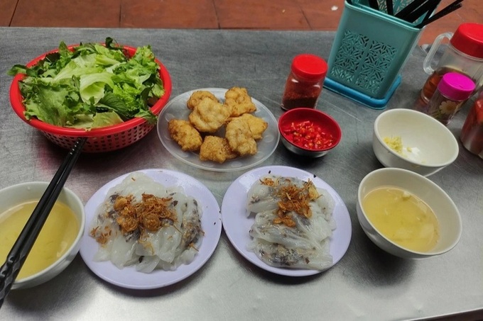 Quang Ninh offers free drinks and local specialities to tourists - 2