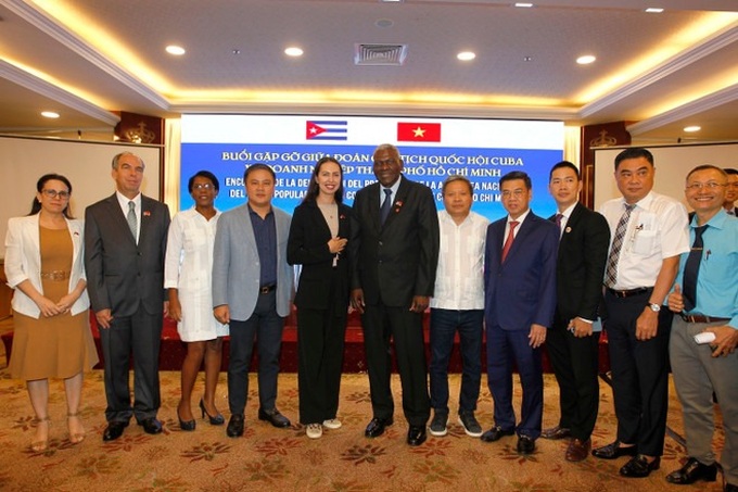 Cuba seeks further Vietnamese investment to push economic recovery - 2