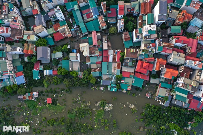 Hanoi area still severely flooded after Typhoon Bualoi - 3