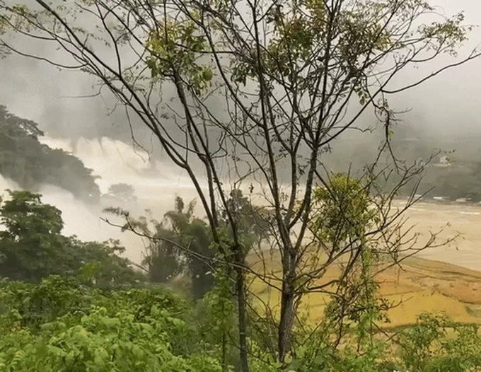 Ban Gioc Waterfall closed to tourists due to typhoons - 1