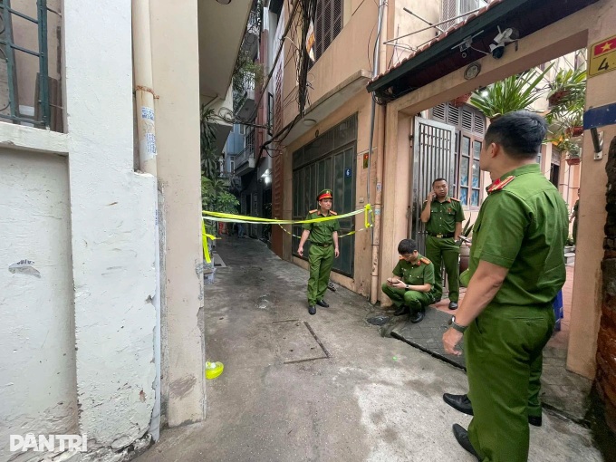 Five family members killed in Hanoi house fire - 1