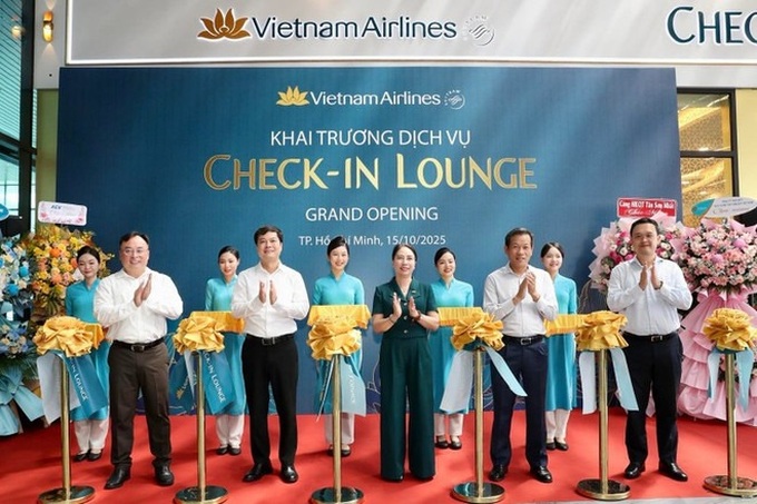 Vietnam Airlines launches first-ever Check-in Lounge in Vietnam - 2 Vietnam Airlines launches first-ever Check-in Lounge in Vietnam - 2