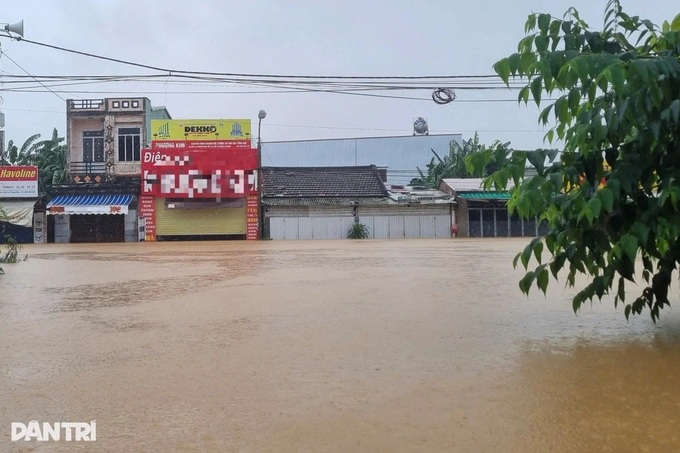 Thu Bon River exceeds 1964 historic flood level - 1 Thu Bon River exceeds 1964 historic flood level - 1