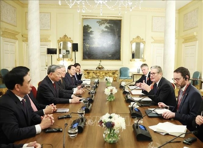 UK Prime Minister holds talks with Vietnamese Party General Secretary - 1 UK Prime Minister holds talks with Vietnamese Party General Secretary - 1