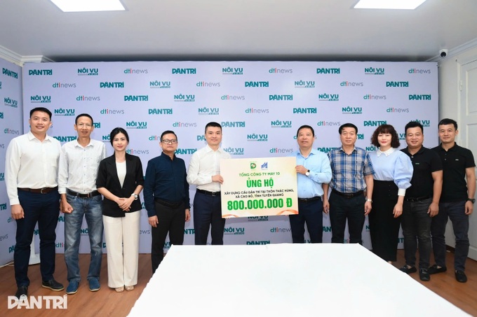 Garment 10 donates VND 800 million for Tuyen Quang bridge - 1 Garment 10 donates VND 800 million for Tuyen Quang bridge - 1