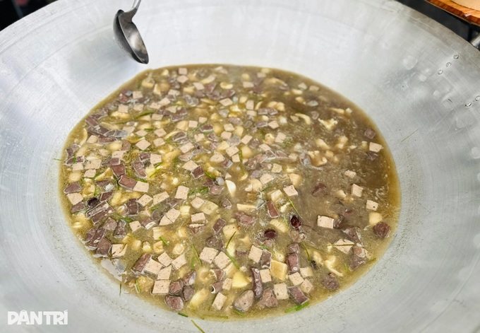 Specialties from across Vietnam showcased at Autumn Fair in Hanoi - 3 Specialties from across Vietnam showcased at Autumn Fair in Hanoi - 3