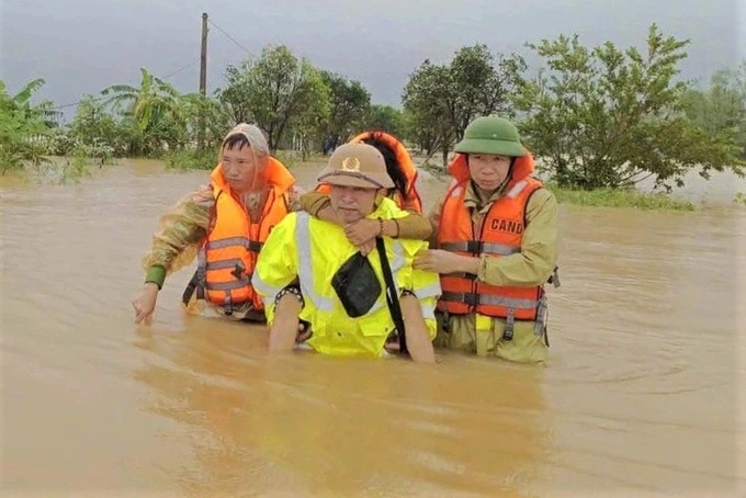 More than 5,000 homes flooded in Ha Tinh, Quang Tri - 1 More than 5,000 homes flooded in Ha Tinh, Quang Tri - 1